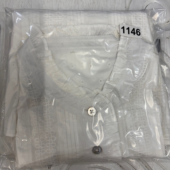 Wrap London button down blouse shirt 10 ruffle Eyelet dot embroidered tuxedo - Picture 8 of 8